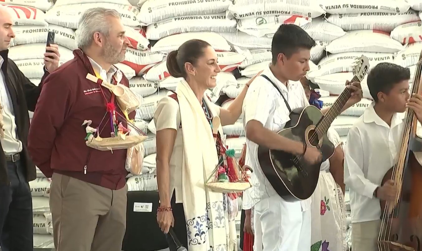 Los Mexicanos Siempre Estamos Para Defender A Nuestra Patria